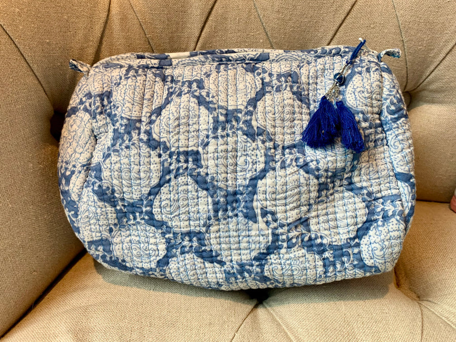 Yssy blue Wash Bag