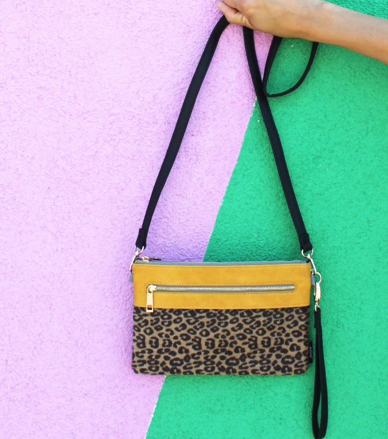 Leopard print outlet clutch